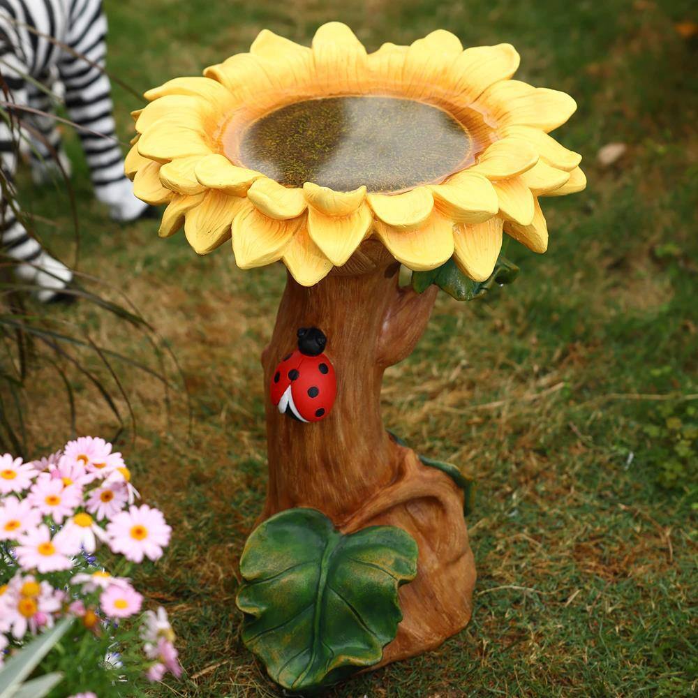 LuxenHome Polyresin Sunflower Bird Bath