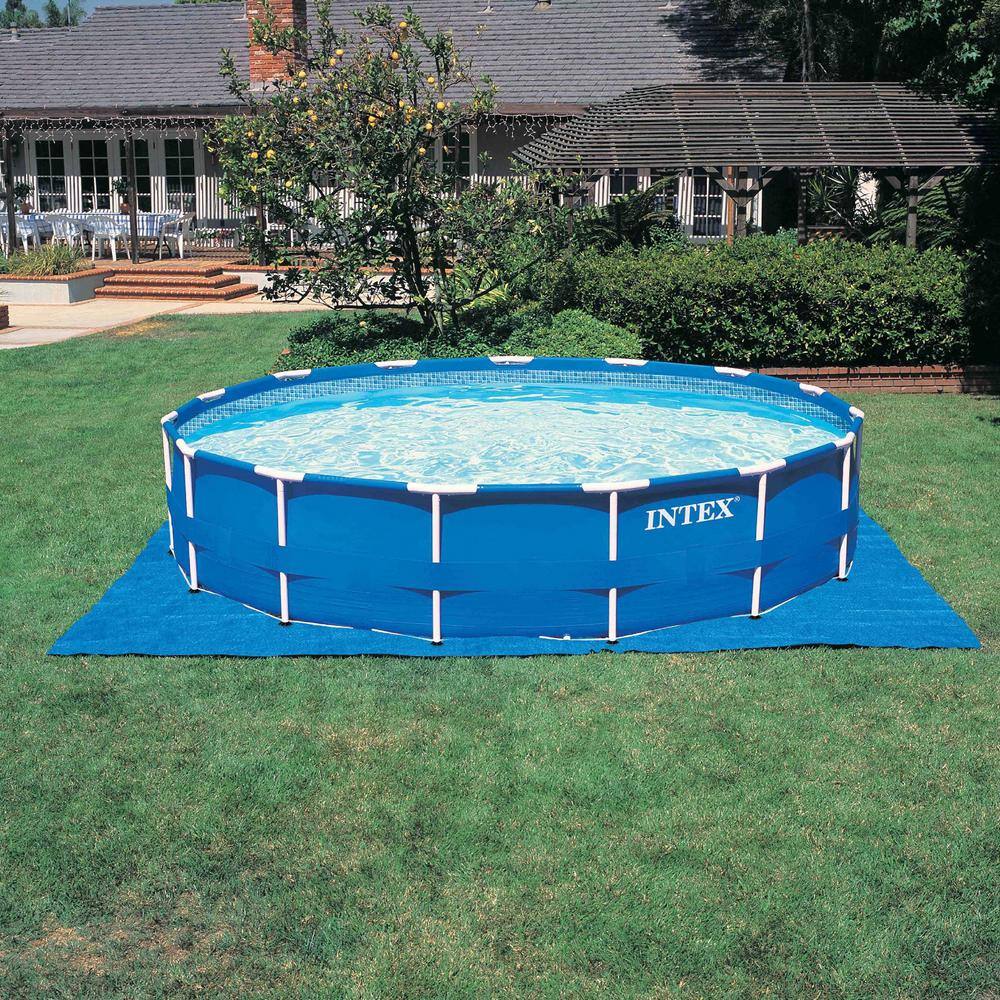 INTEX 15 ft. x 48 in. Round Metal Frame Above Ground Swimming Pool Set and 15 ft. Pool Cover