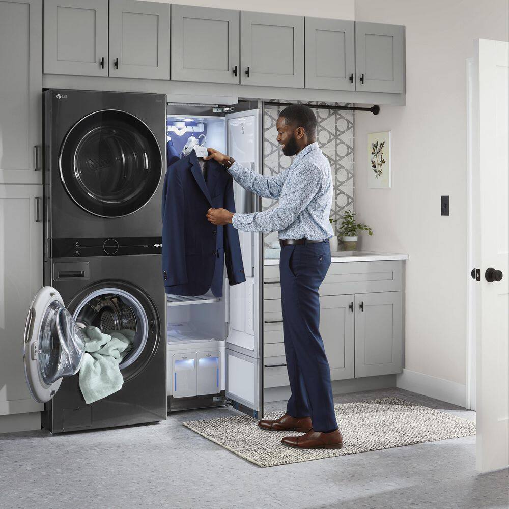 Vintiquewise Water Hyacinth Natural Oval Wicker Laundry Basket with Handles and White Cotton Liner