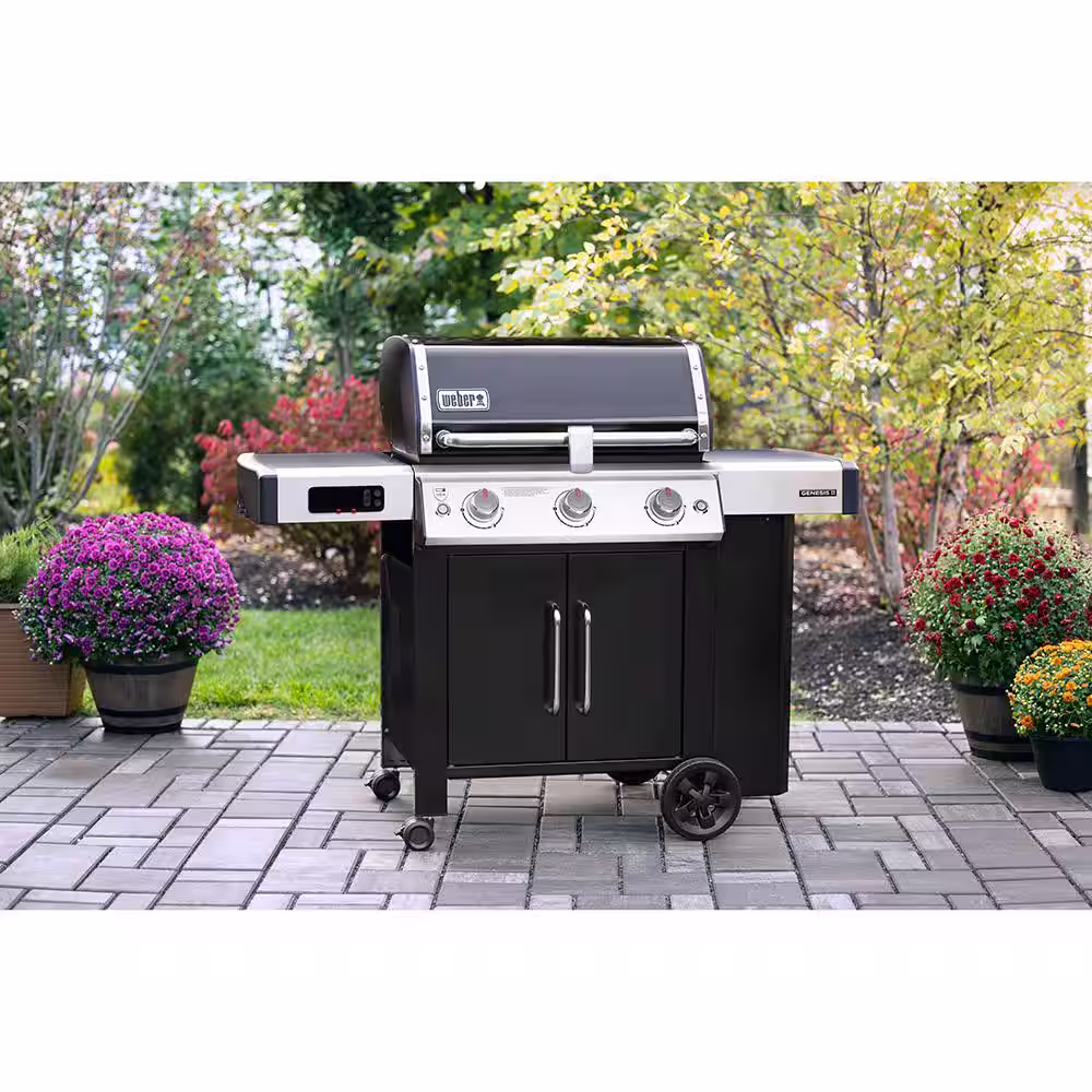 Weber Genesis II EX-315 3 Burner Natural Gas Smart Grill in Black