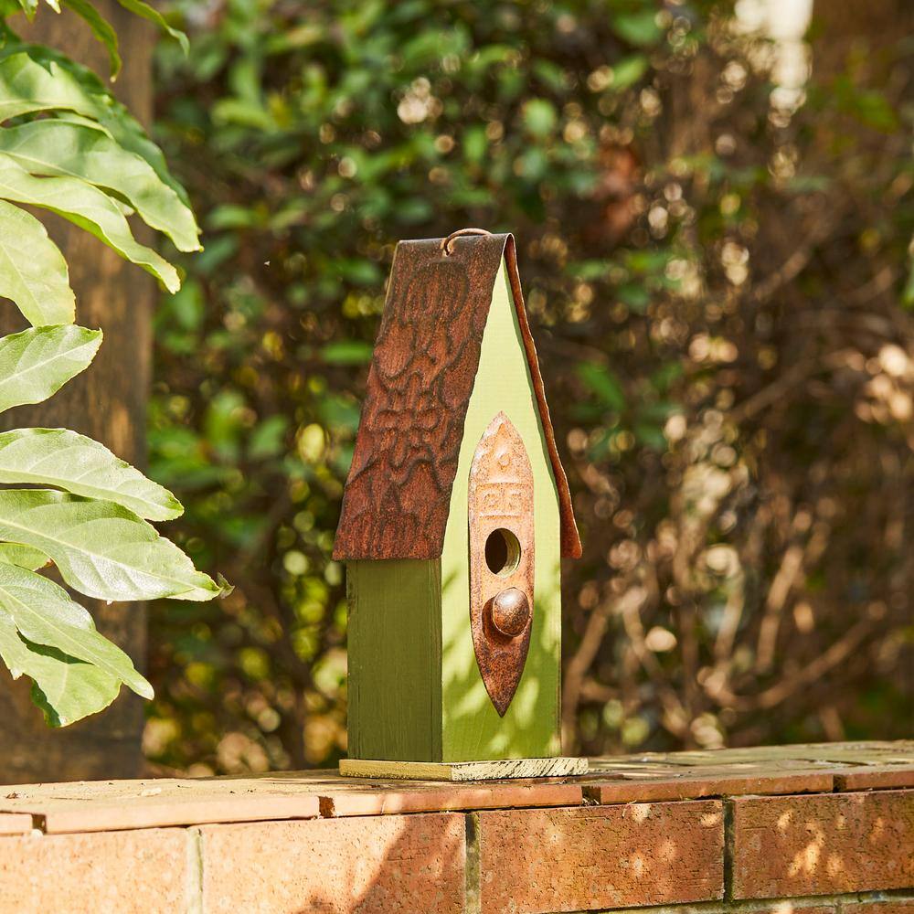 Glitzhome 13.25 in. H Wood Green Solid Distressed Birdhouse