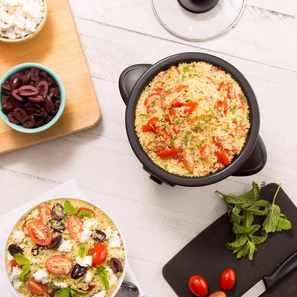 Dash Mini 16-oz. 2-Cup Rice Cooker in Red with Keep Warm Setting