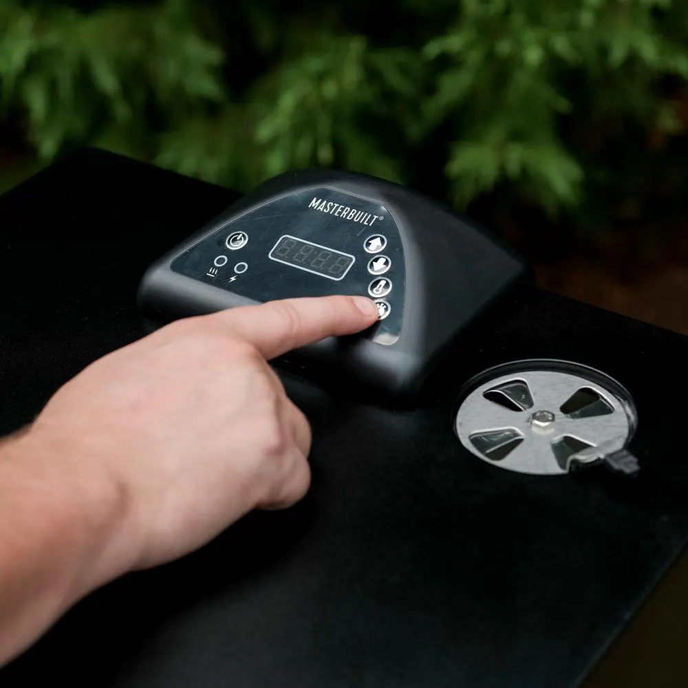 Masterbuilt 30 in. Digital Electric Smoker in Black