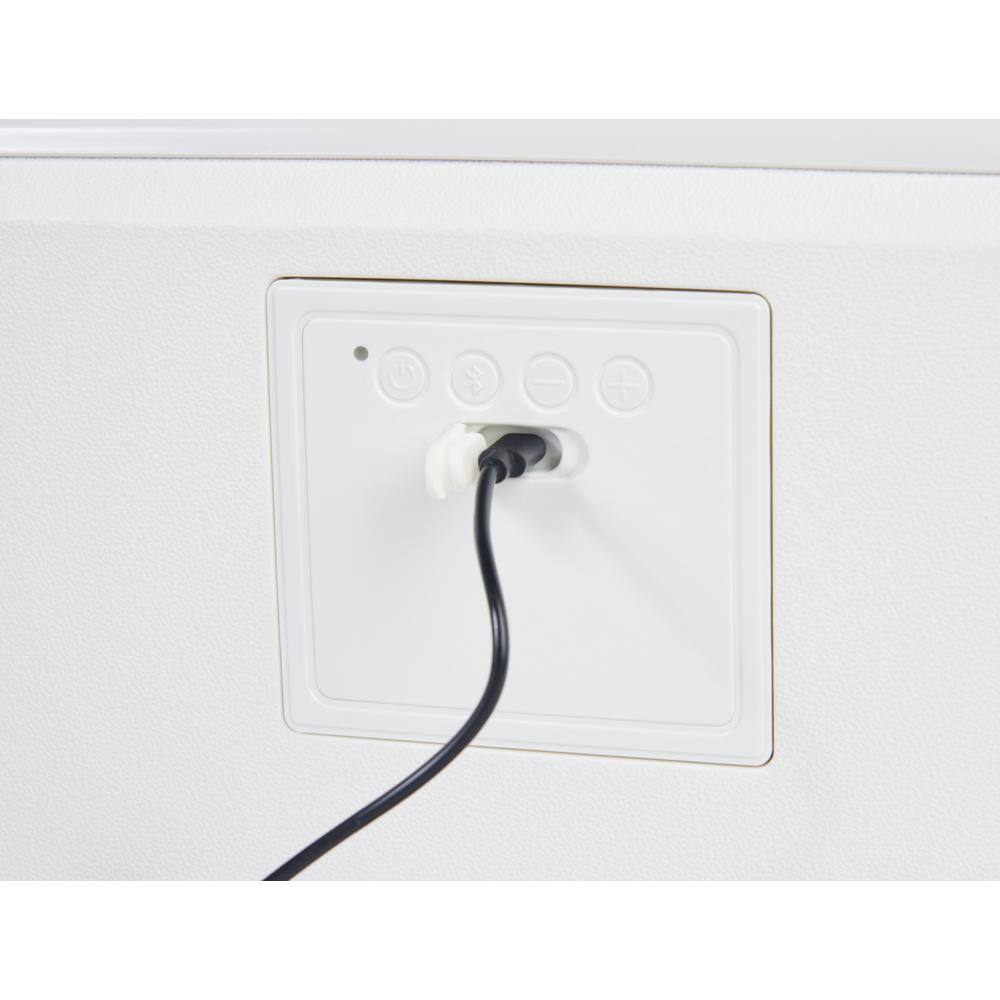 IGLOO Playmate Classic KoolTunes 14 qt. White with Aqua Teal Chest Cooler