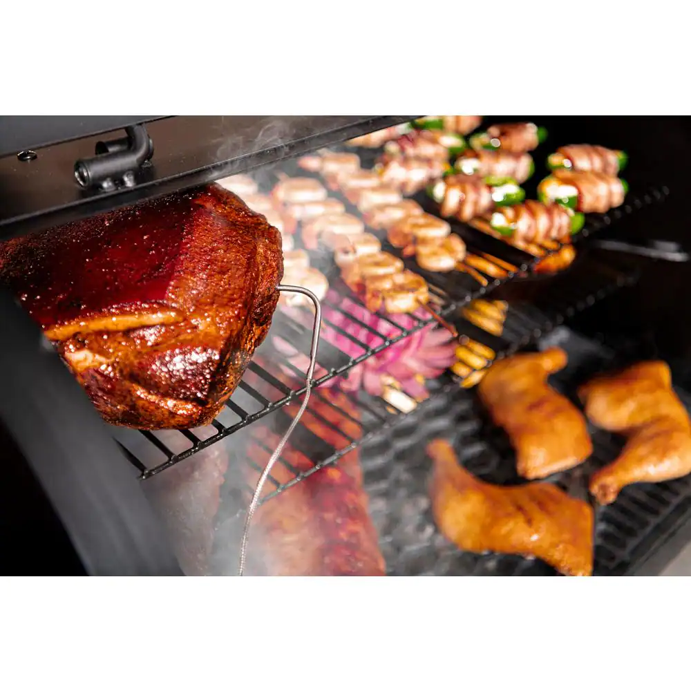 OKLAHOMA JOE'S Rider 900 DLX Pellet Grill and Smoker in Black with 906 sq. in. Cooking Space