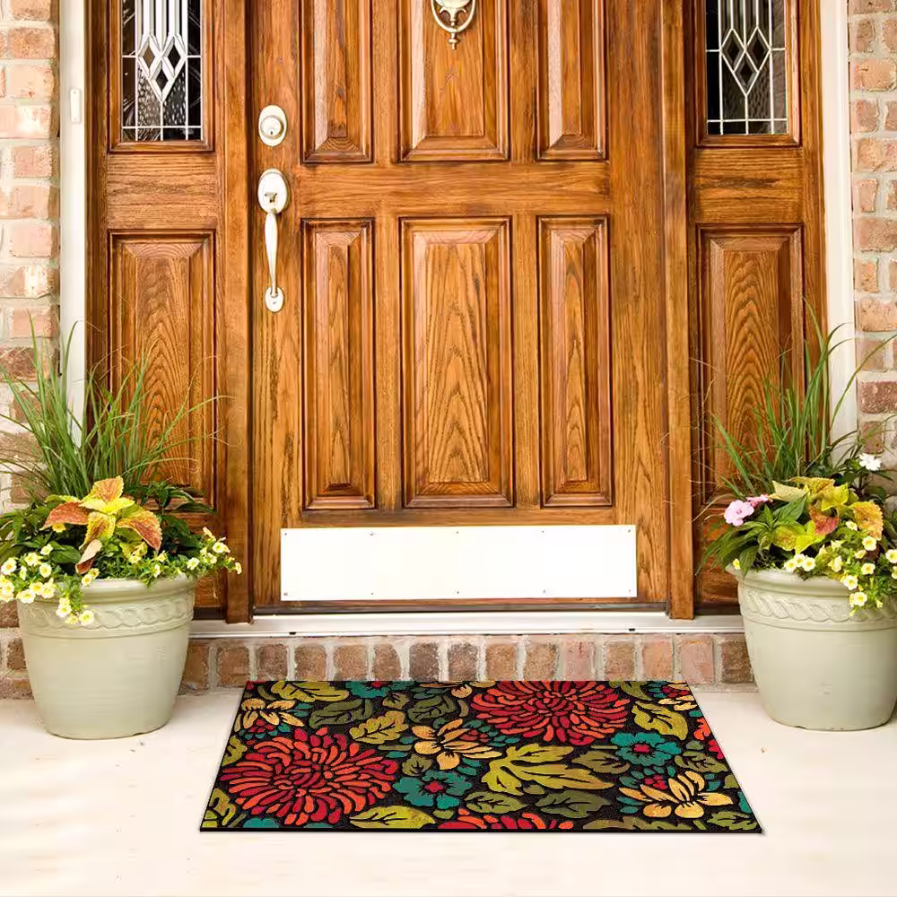 Apache Mills Contemporary Bloom 18 in. x 30 in. Recycled Rubber Door Mat