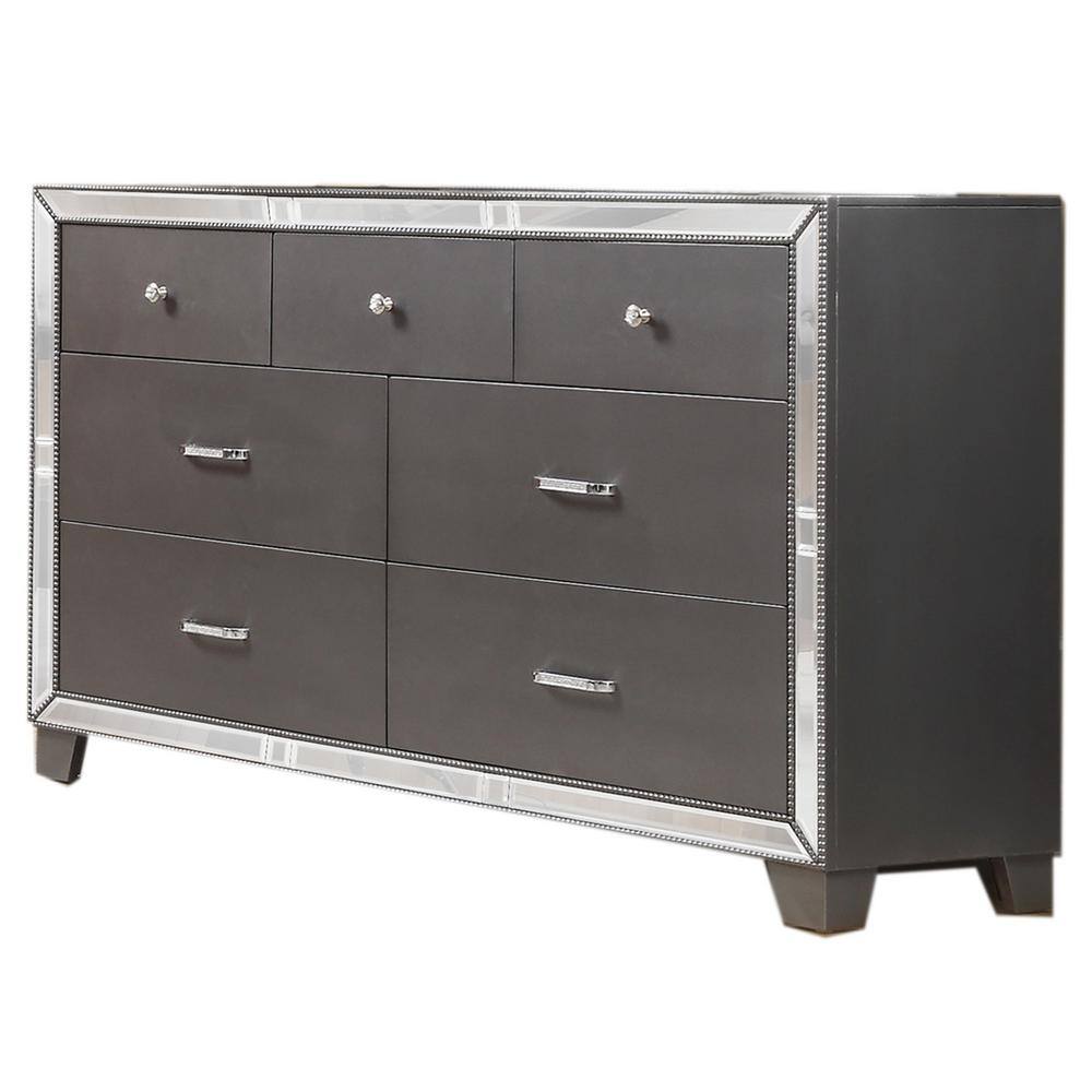 None Barbara Traditional Sedona Silver King Bedroom Set (5-Piece)