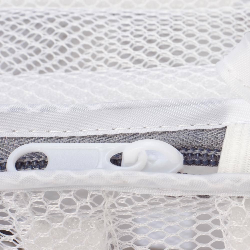 Woolite Sanitized Padded Wash Bag