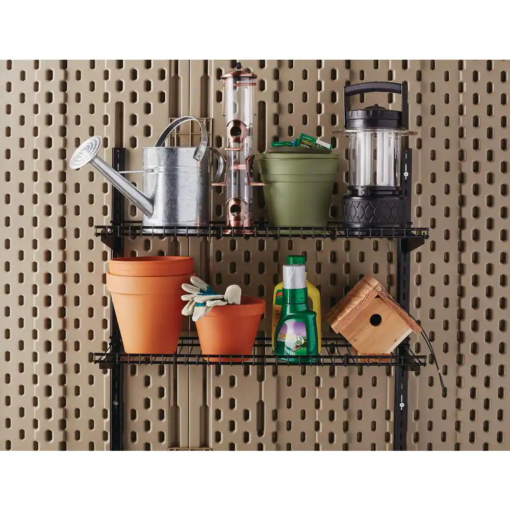 Rubbermaid Large Shed Shelf and Upright Kit