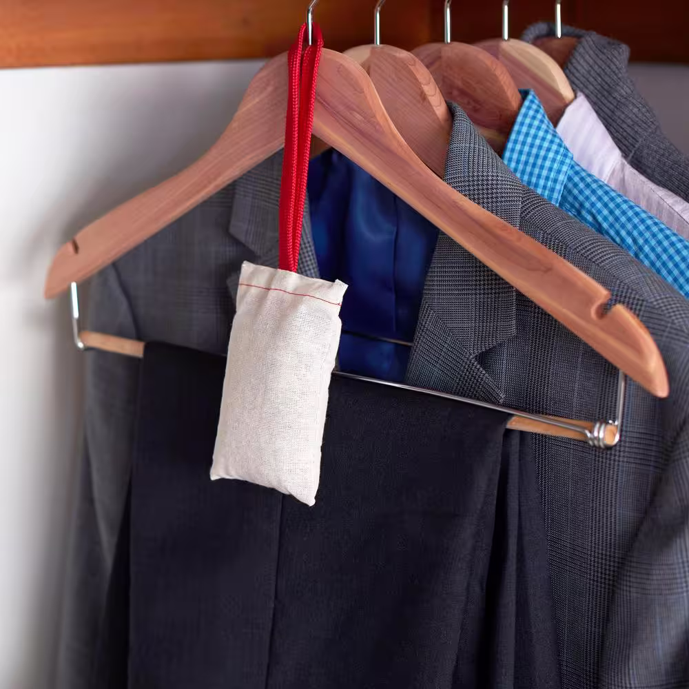 HOUSEHOLD ESSENTIALS Indoor Clothesline Cedar Sachets (12-Pack)