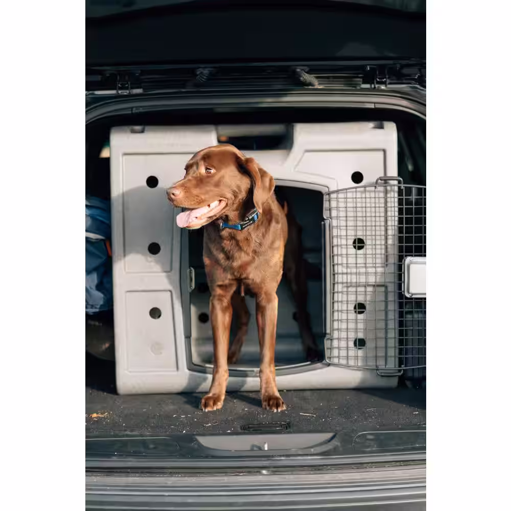 DAKOTA 283 Dakota Side Entry Medium Dark Granite Kennel