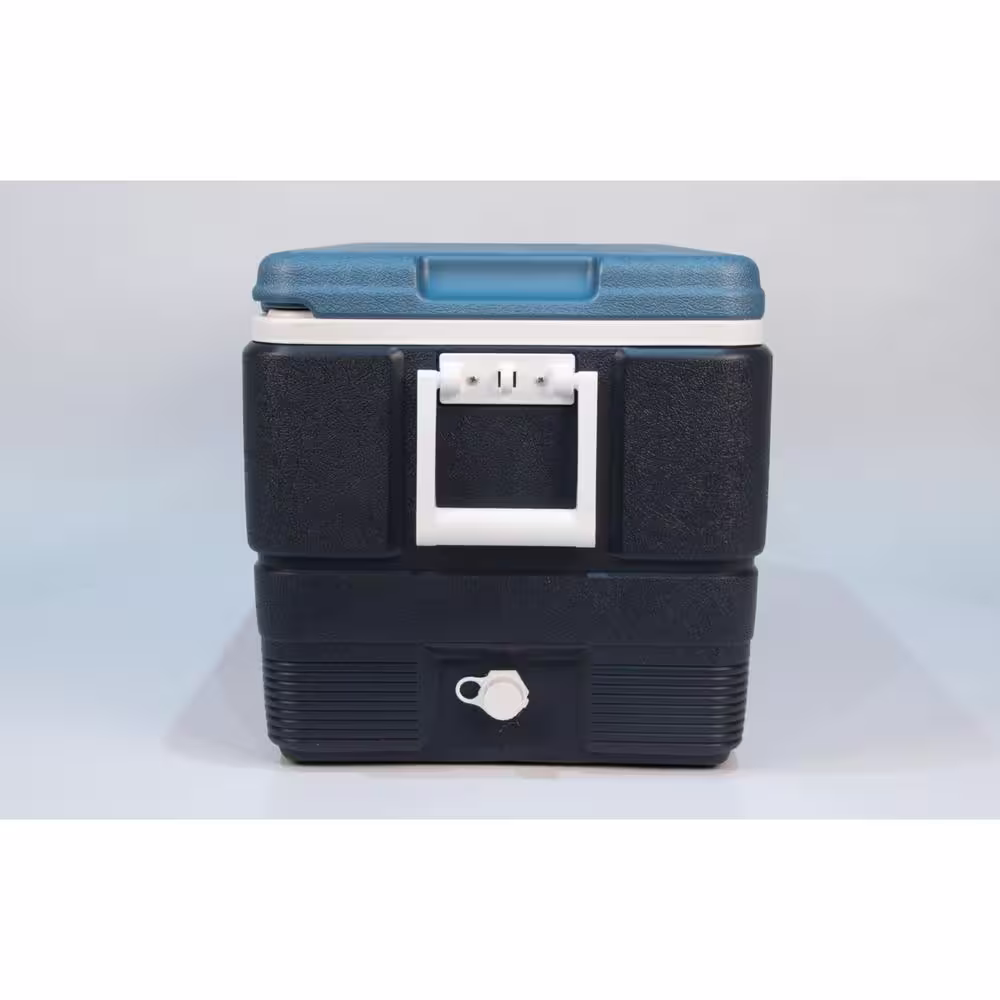 IGLOO MaxCold Blue 70 qt Cooler