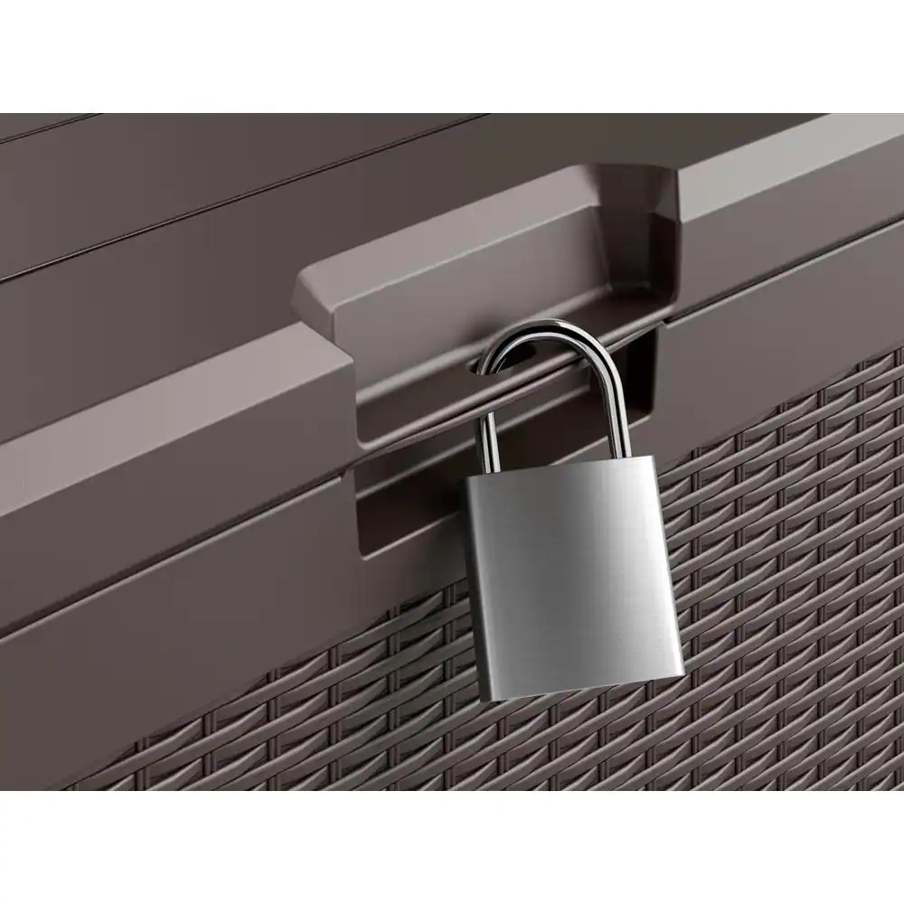 Rubbermaid 134 Gal. XL Resin Deck Box