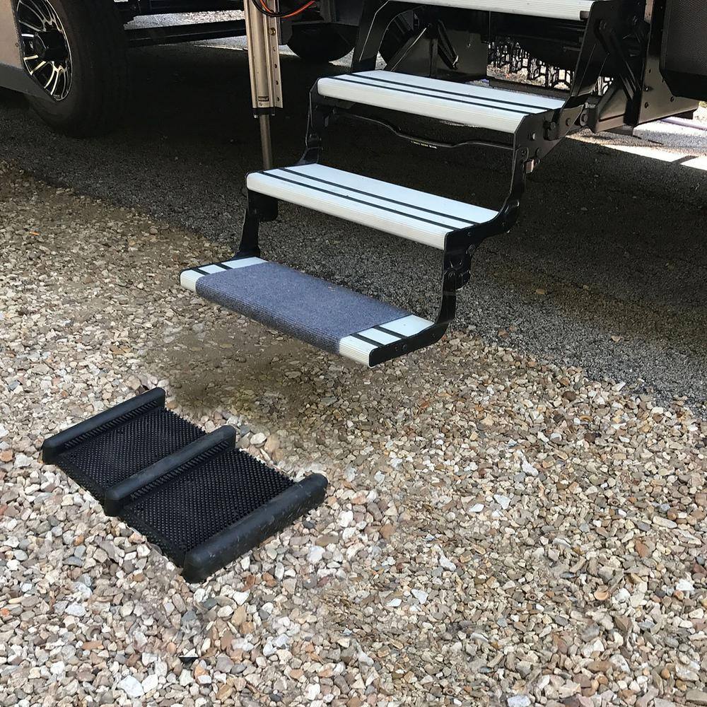 AmeriHome 15 in. x 12.5 in. Heavy-Duty Rubber Boot and Shoe Scrub Brush Mat