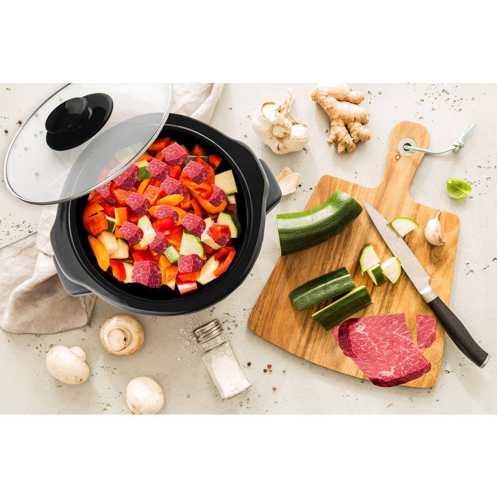 Courant 1.6 qt. Black Mini Slow Cooker with 3-Cooking Settings