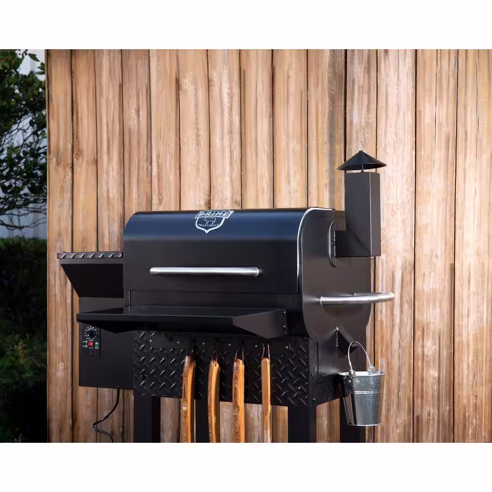 PRIME PELLET GRILLS KC King 600 Pellet Grill in Black