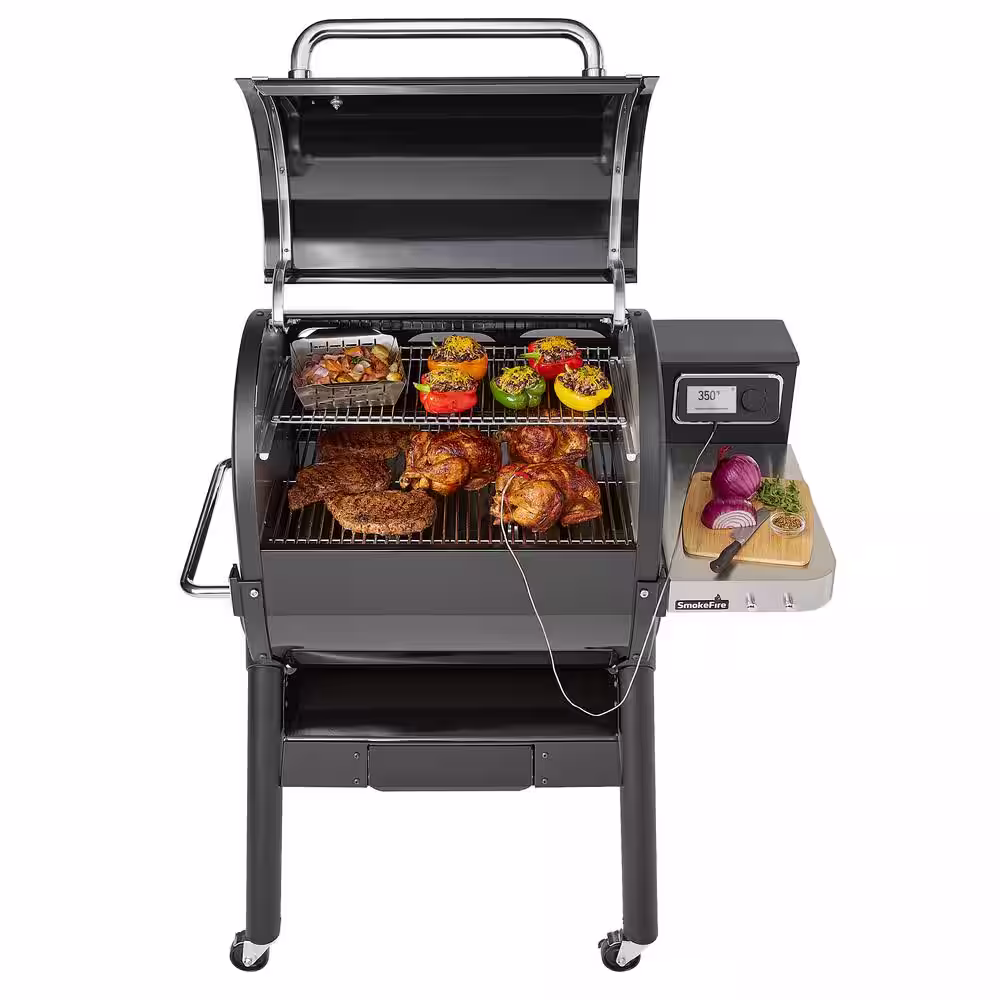 Weber SmokeFire EX4 Wood Fired Pellet Smart Grill in Black (2nd Gen)