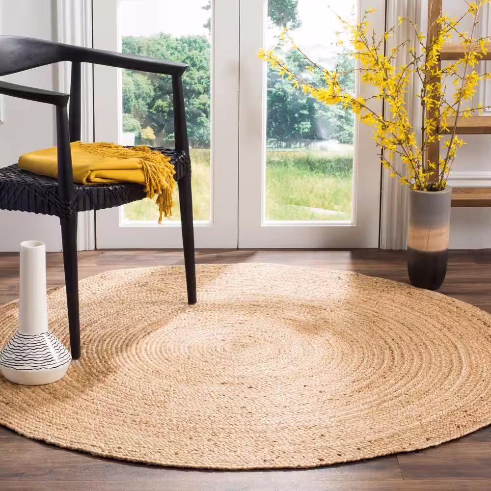 SAFAVIEH Natural Fiber Beige 6 ft. x 6 ft. Round Border Area Rug