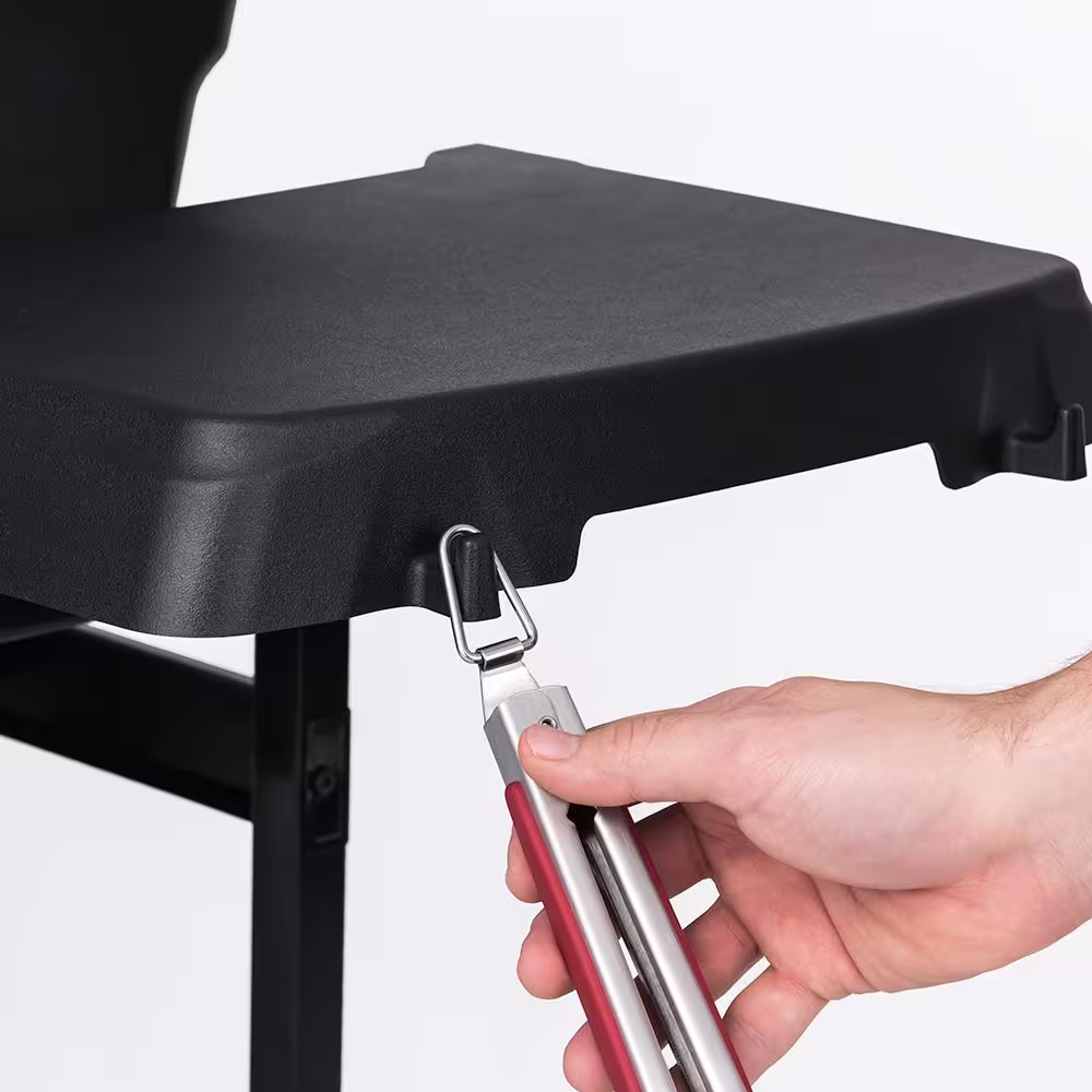 Huntington 2-Burner Cast Aluminum Propane Gas Grill in Black