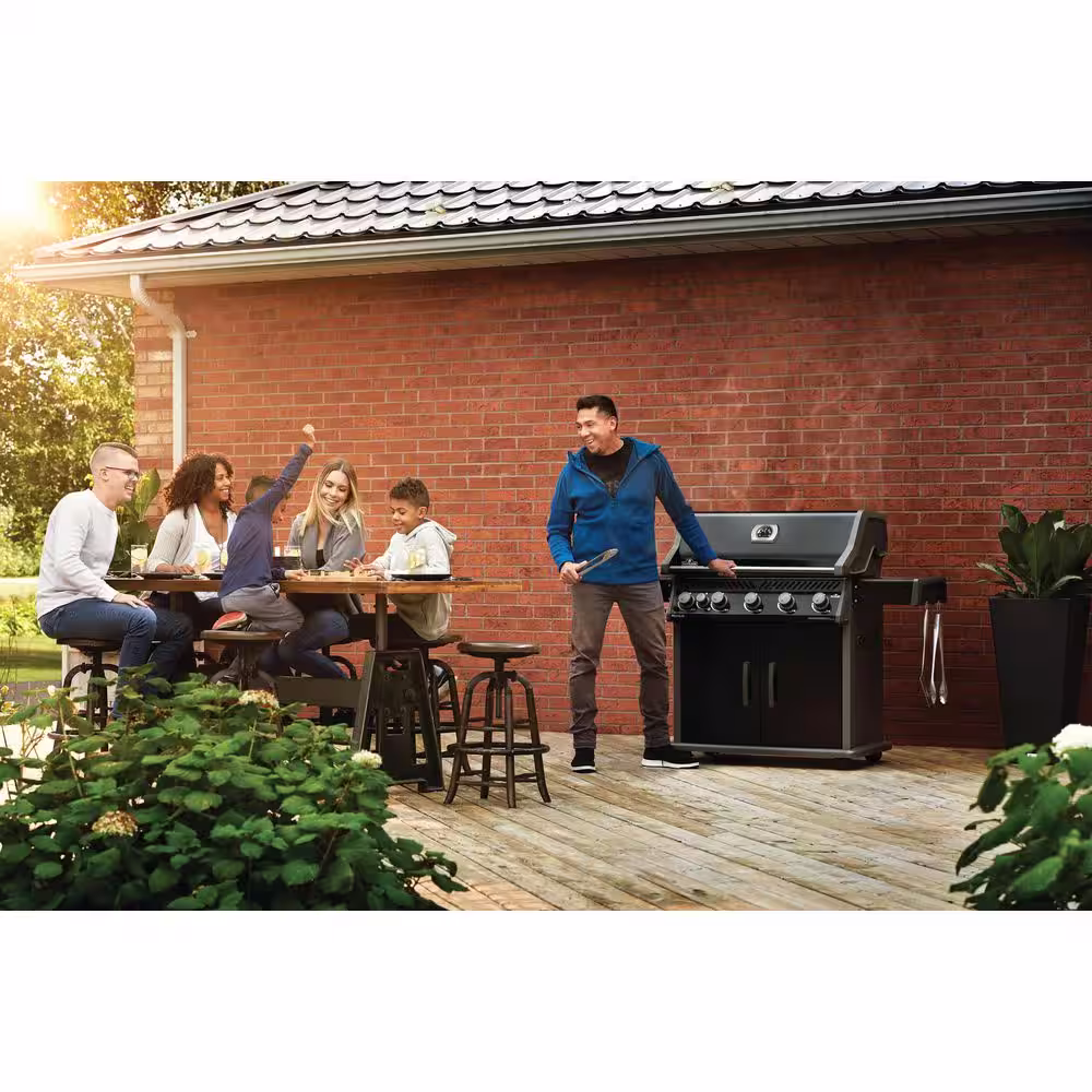 NAPOLEON Rogue 5-Burner Propane Gas Grill with Infrared Side Burner in Black