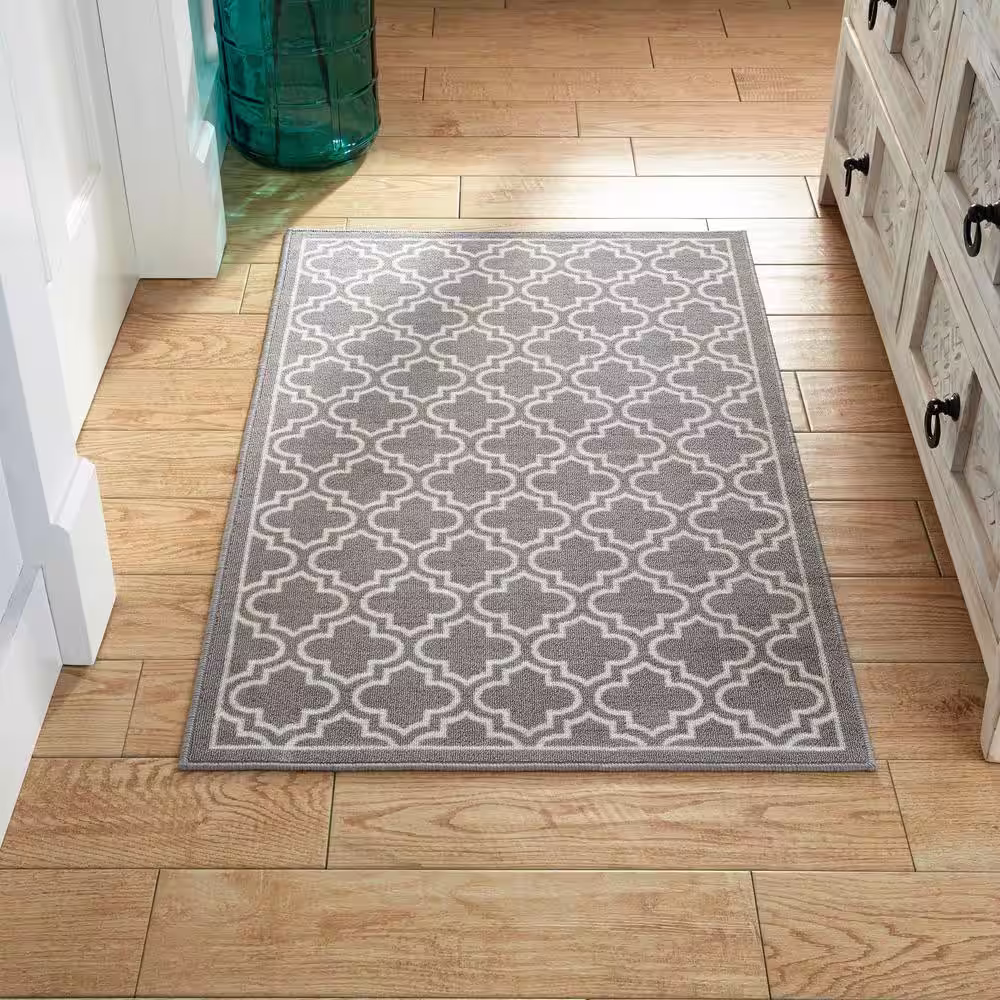 TrafficMaster Trellis Grey 2 ft. 6 in. x 4 ft. Accent Rug