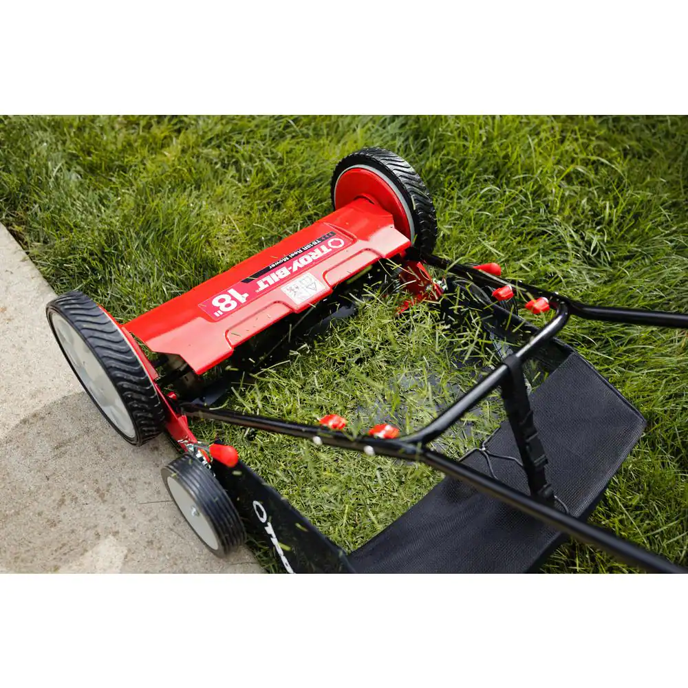 Troy-Bilt 18 in. Manual Walk Behind Reel Lawn Mower with Grass Catcher