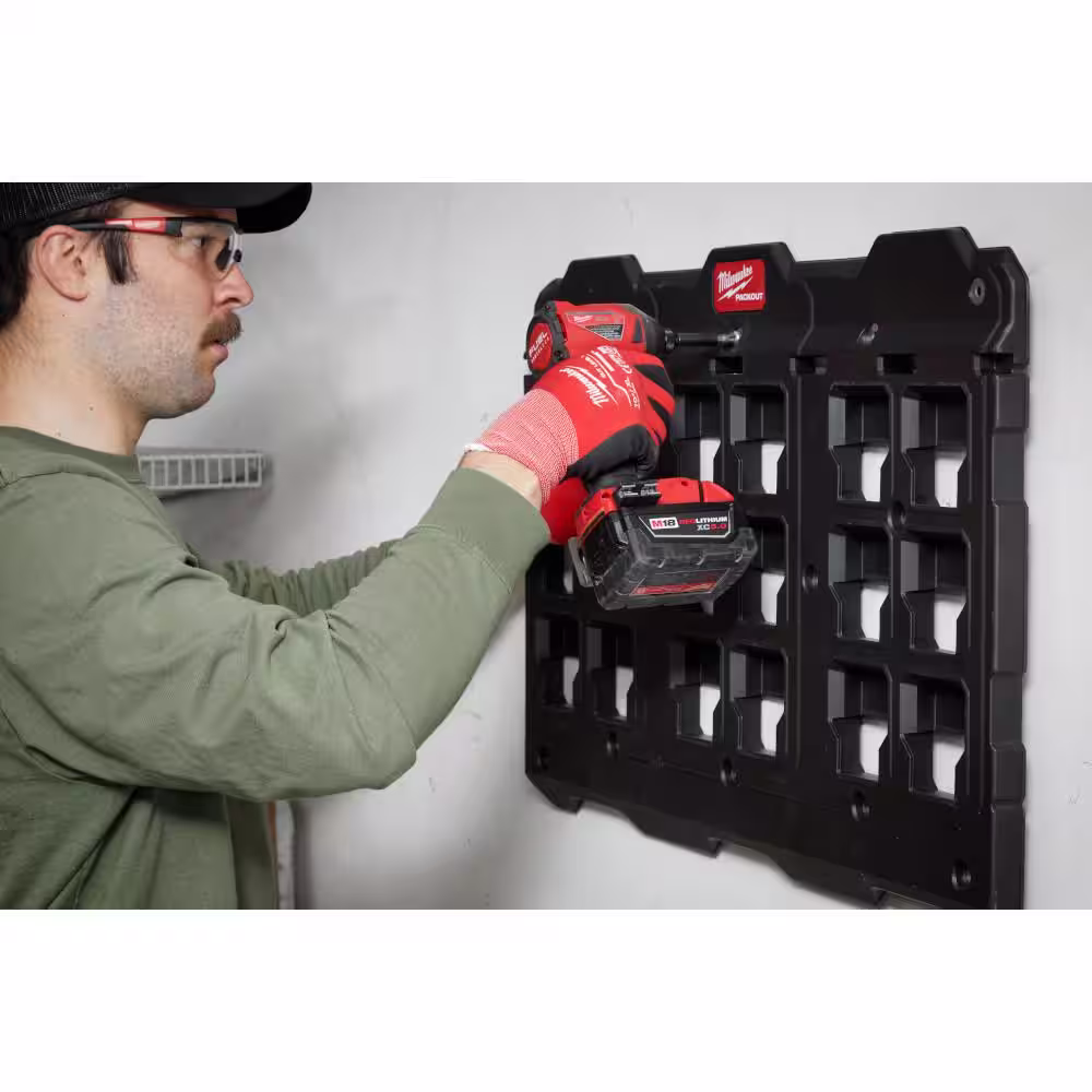Milwaukee Packout Roll Holder with Packout Large Wall Plate