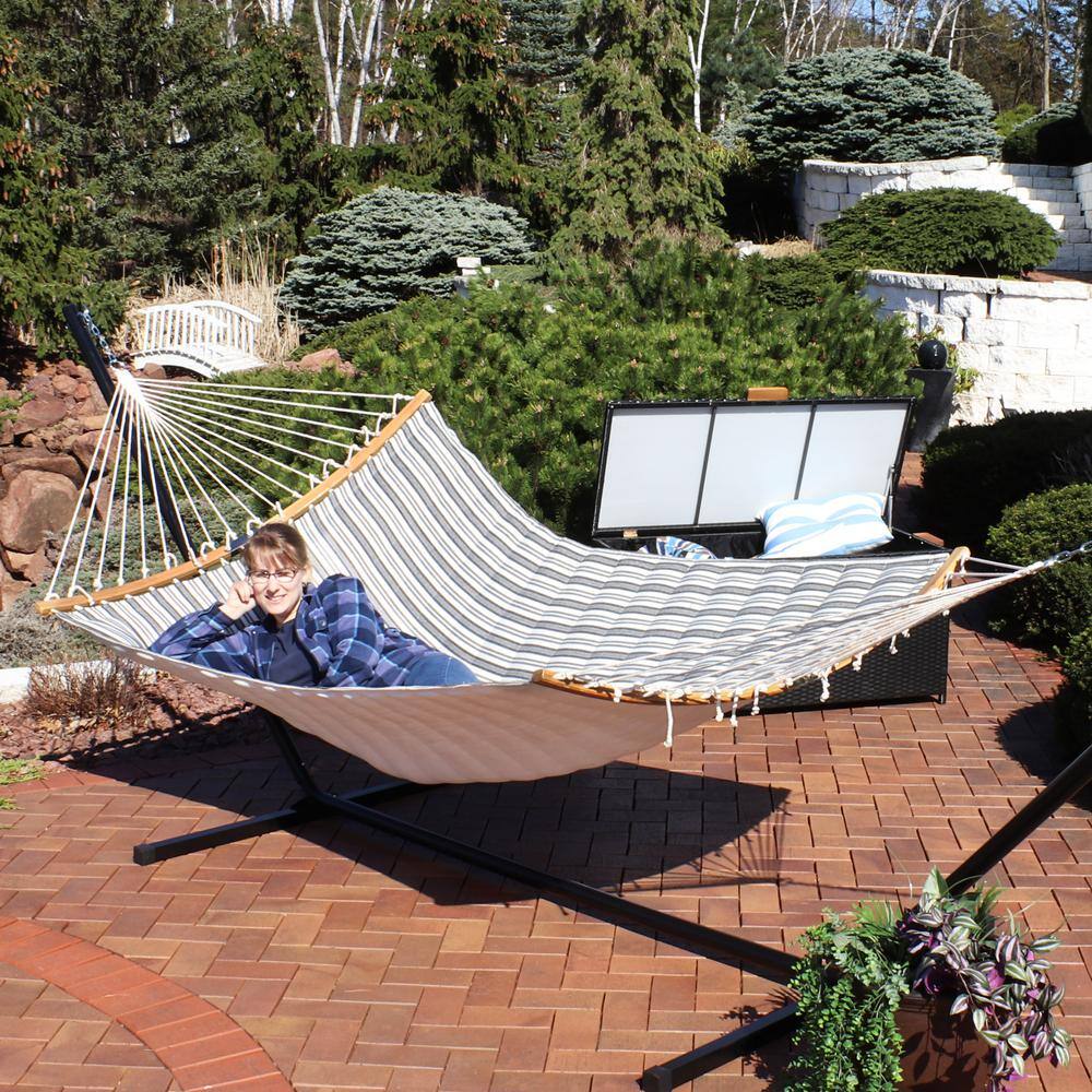 Sunnydaze Decor Sunnydaze 4.5 ft. Hammock with Foldable Curved Spreader Bar - Neutral Stripe