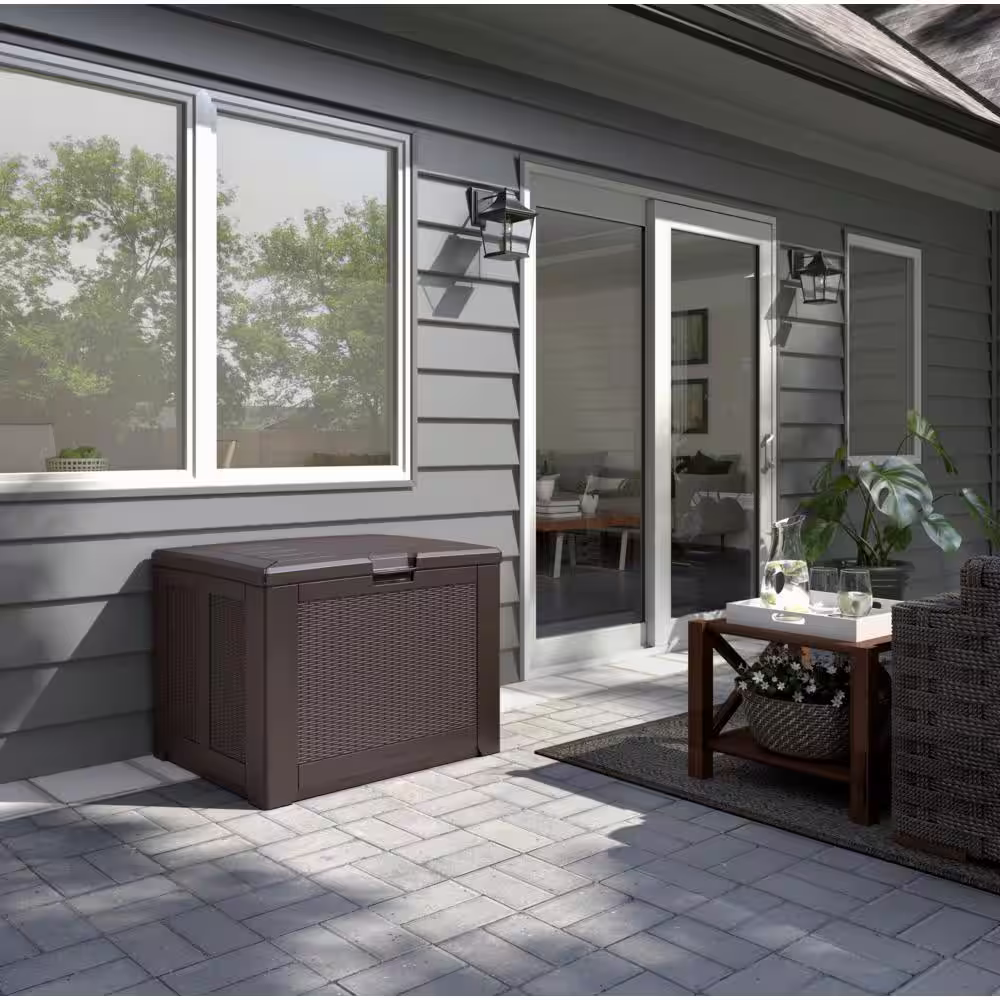 Rubbermaid 74 Gal. Medium Resin Deck Box