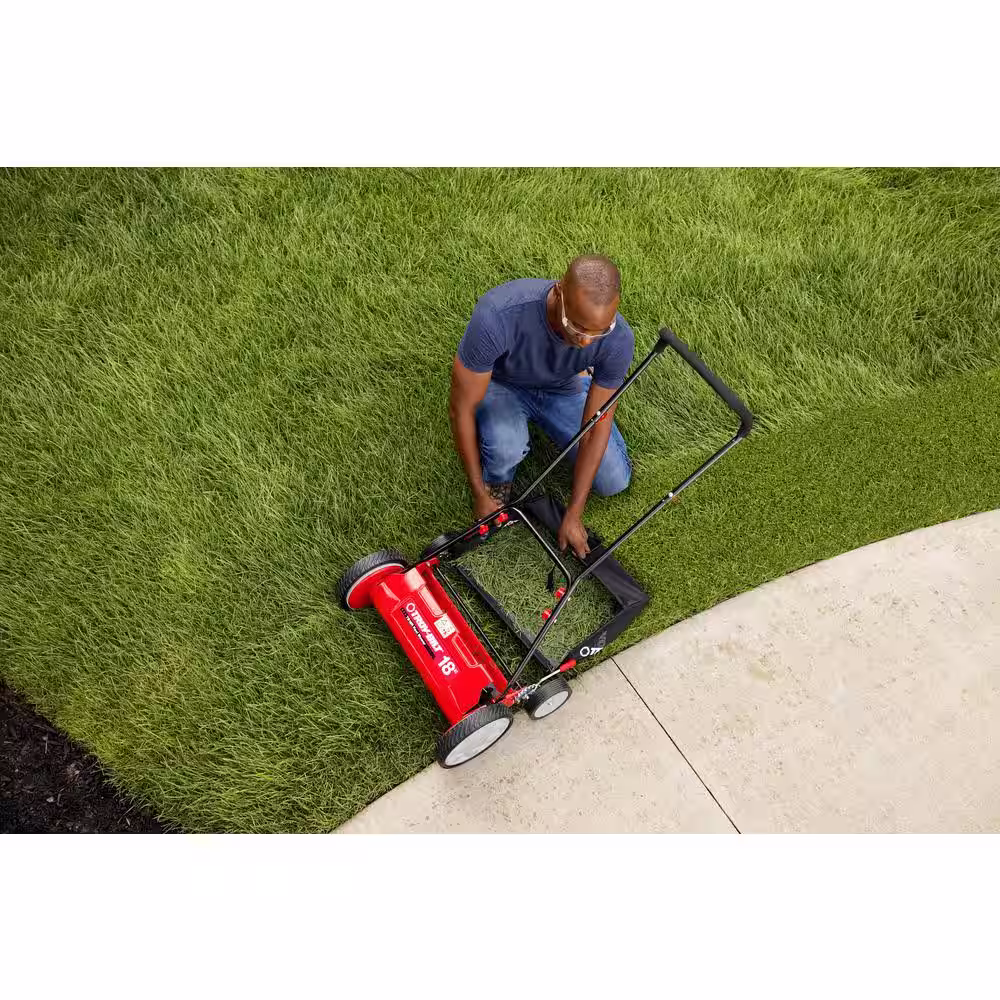 Troy-Bilt 18 in. Manual Walk Behind Reel Lawn Mower with Grass Catcher