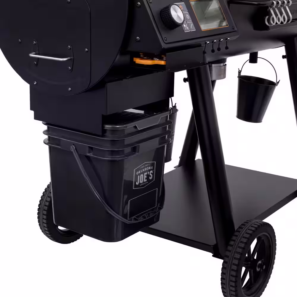 OKLAHOMA JOE'S Rider 900 DLX Pellet Grill and Smoker in Black with 906 sq. in. Cooking Space