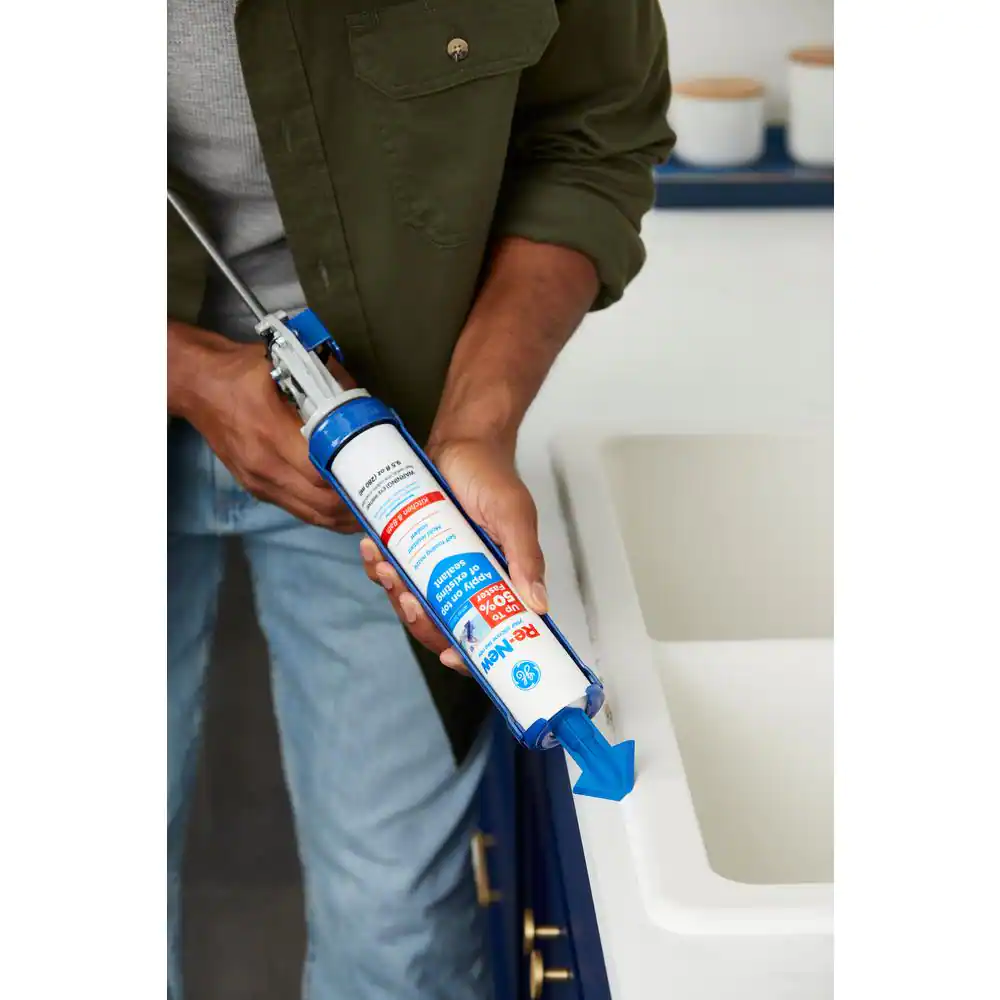 GE Renew 9.5 oz. White Kitchen and Bath Sealant