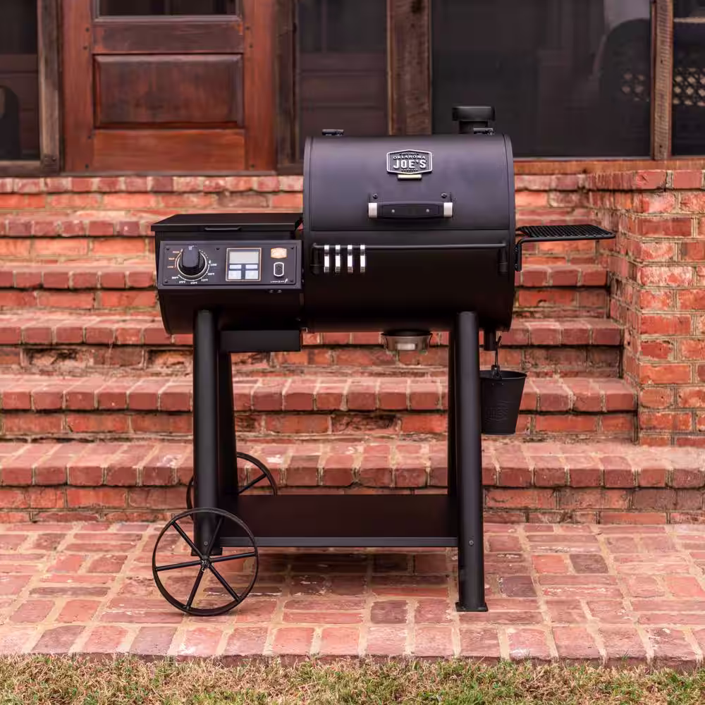 OKLAHOMA JOE'S Rider 600 G2 Pellet Grill in Black with 617 sq. in. Cooking Space