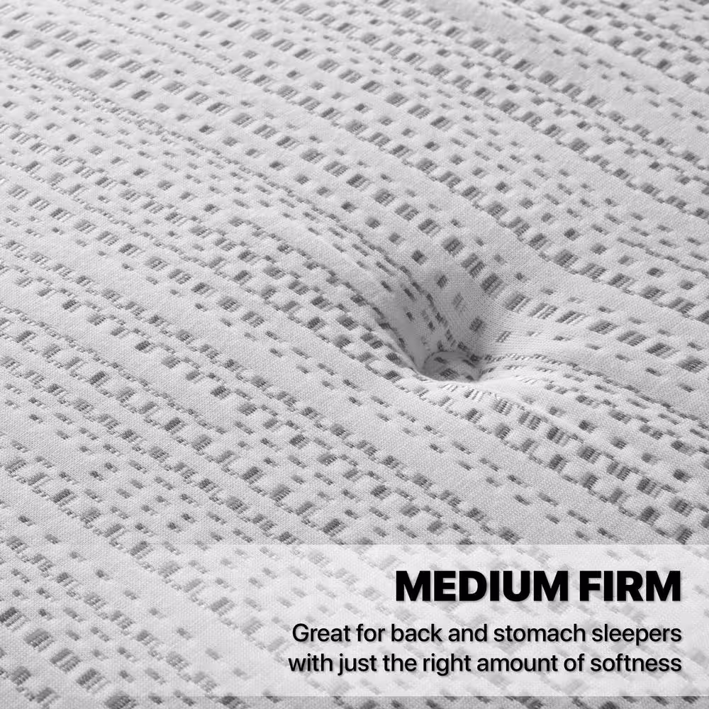 Beautyrest Silver BRS900 12in. Medium Hybrid Tight Top Queen Mattress