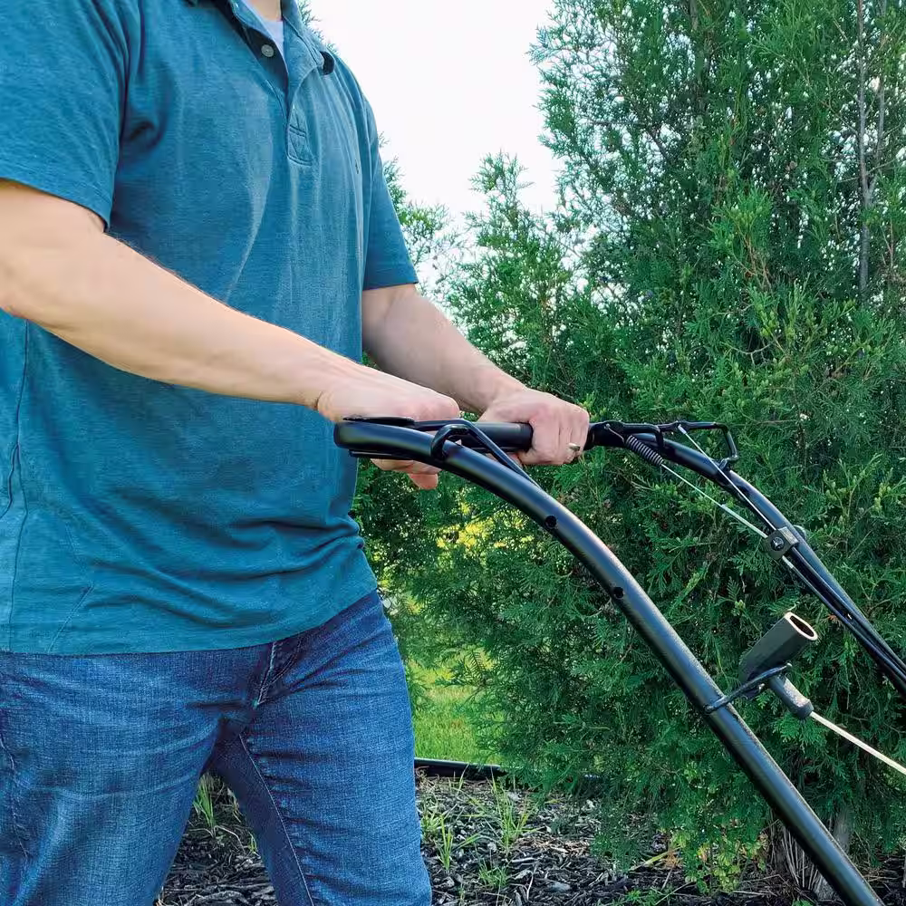 Toro 22 in. Recycler SmartStow Briggs & Stratton High Wheel FWD Gas Walk Behind Self Propelled Lawn Mower