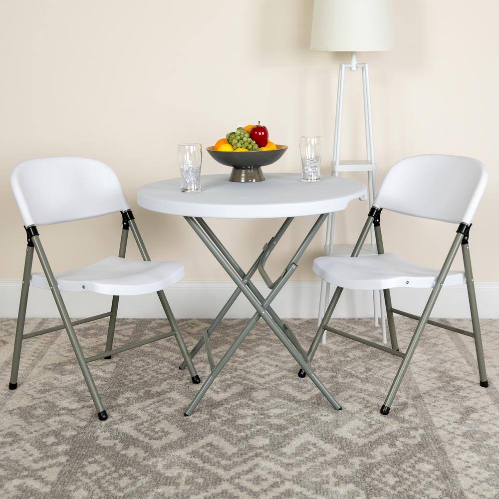 Carnegy Avenue White Metal Folding Chair (2-Pack)