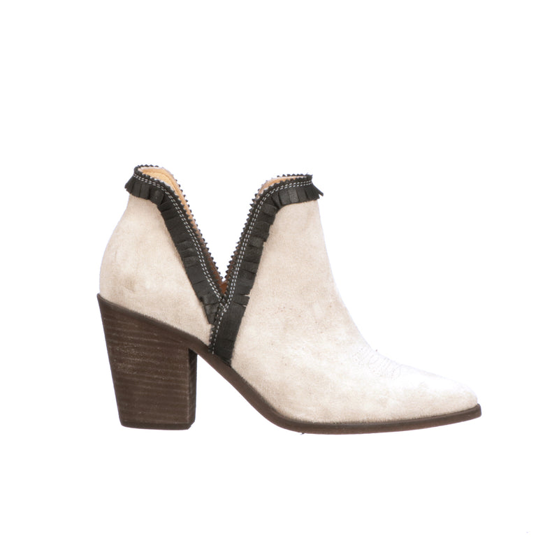 Alma Suede