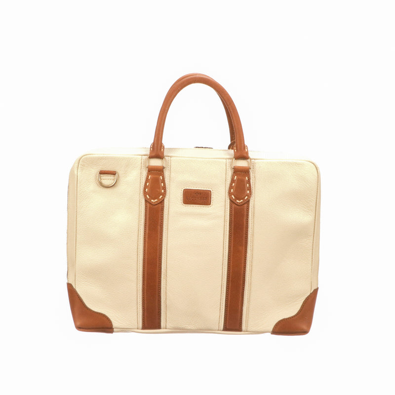 Frances Attache