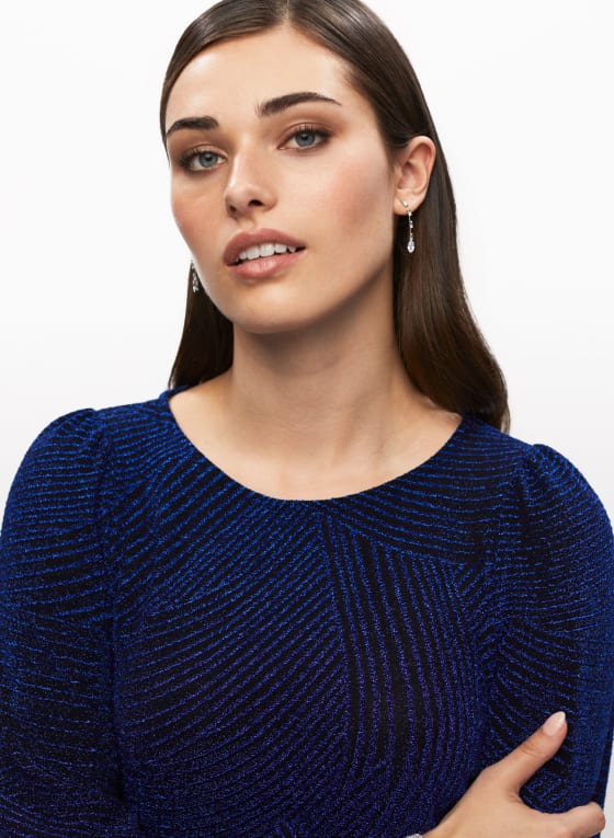 Curved Line Motif Metallic Top