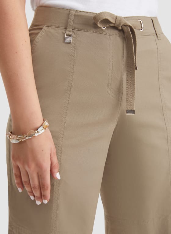 Hem Slit Drawstring Shorts