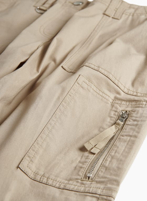 Zipper Detail Cargo Capris