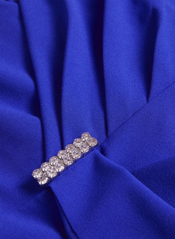 Ruffle Detail Sleeveless Dress