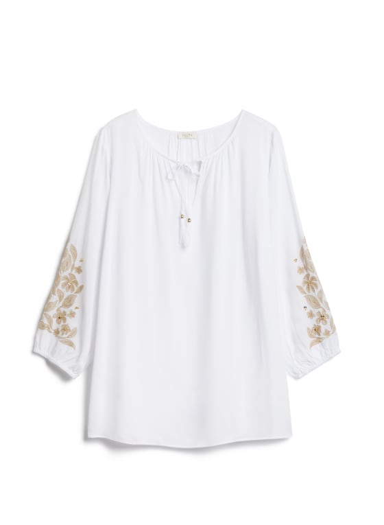 Floral Embroidery Blouse