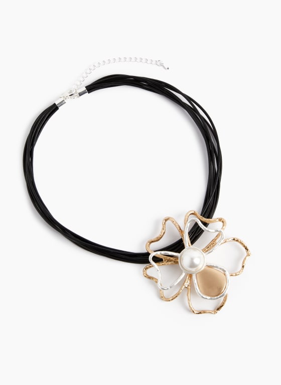 Floral Pendant Necklace