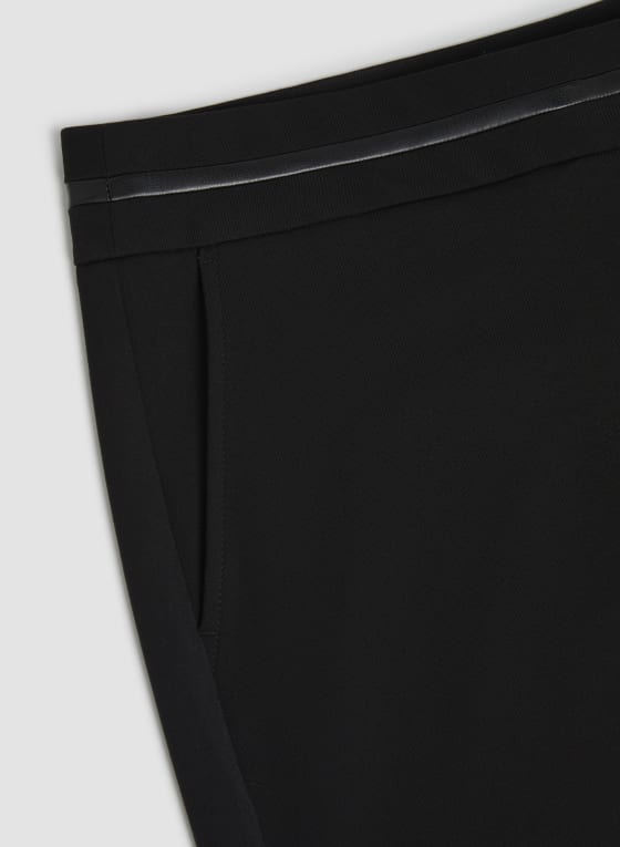 Modern Fit Straight Leg Pants