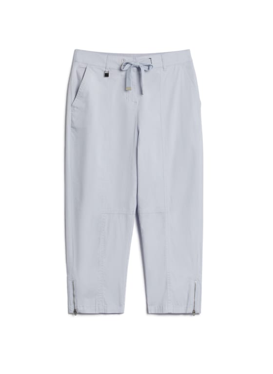 Zipper Detail Capris