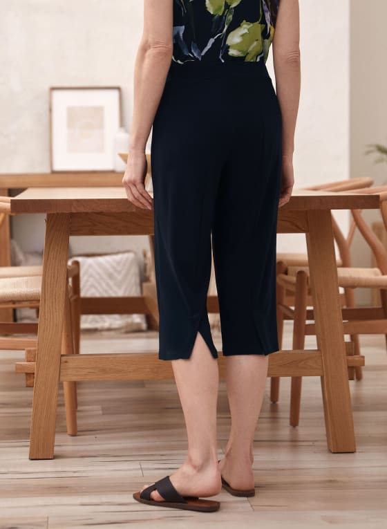 Pull-On Culotte Capris