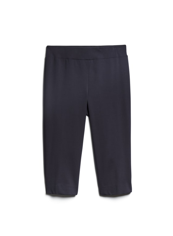 Slim Leg Pull On Capris