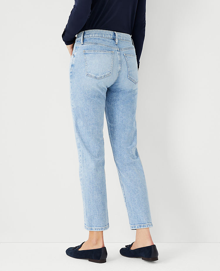 Ann Taylor Sculpting Pocket Mid Rise Taper Jeans in Light Vintage Indigo Wash