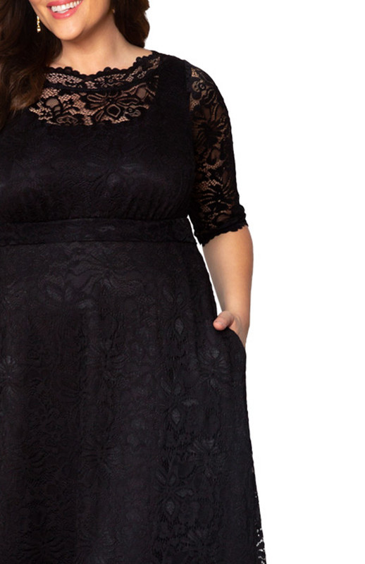 Kiyonna Plus Size Leona Lace Long Formal Gown (Plus Size)